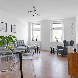 https://parkowa-33-apartment.sopothotels.com