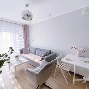 https://apartament-poezja-105-kasprowicza-20.kolobrzeghotels.com